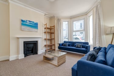 5 bed house, Mildmay Street, North hill, Plymouth, PL48NE - Image 2